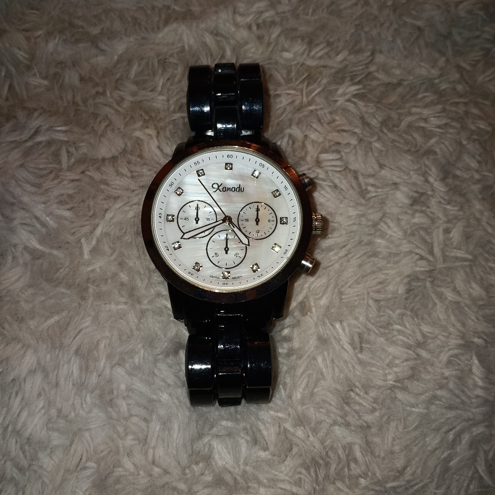 Xanadu Women's Pearl Face Watch with Compass